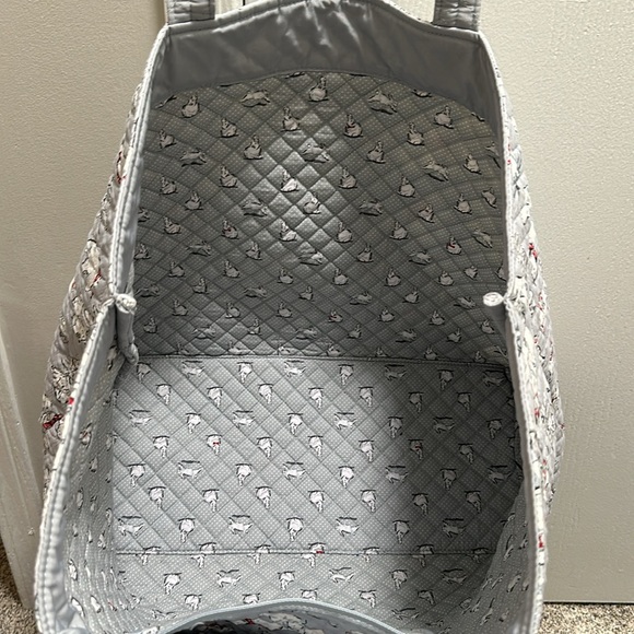 Vera Bradley Grand Tote- Polar Bear Quilted Beary Merry - Picture 4 of 5
